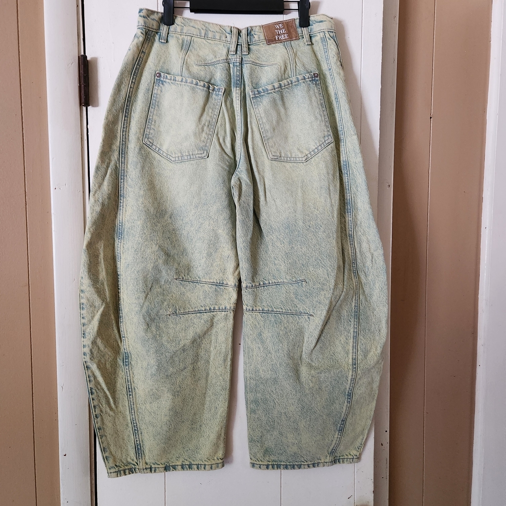 WE THE FREE GOOD LUCK MID-RISE BARREL JEANS - SIZE 27 - COLOR FLYING SAUCER - Picture 8 of 9